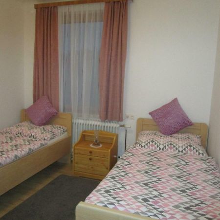 Hotel Dorfwirtshaus Rauch Eschabruck Esterno foto