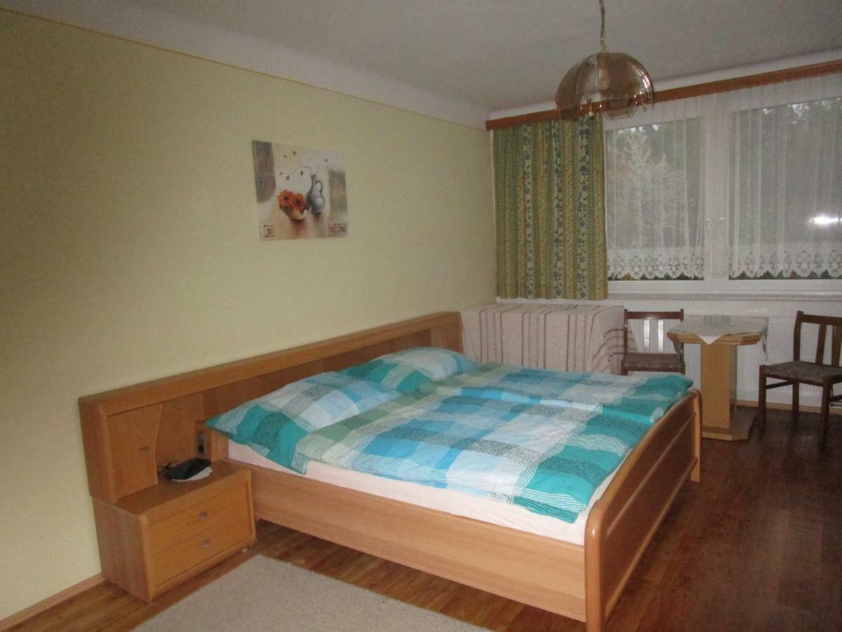 Hotel Dorfwirtshaus Rauch Eschabruck Esterno foto