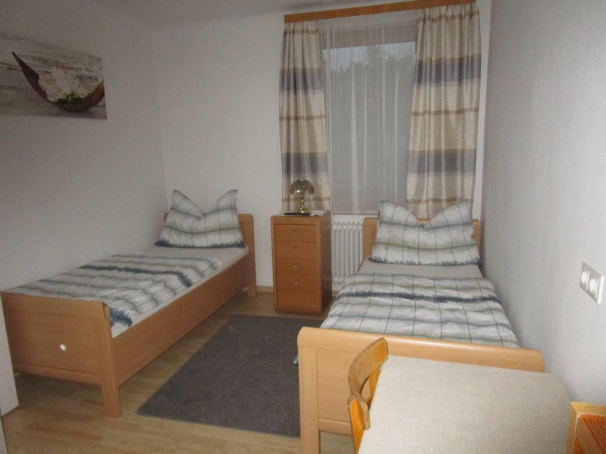 Hotel Dorfwirtshaus Rauch Eschabruck Esterno foto