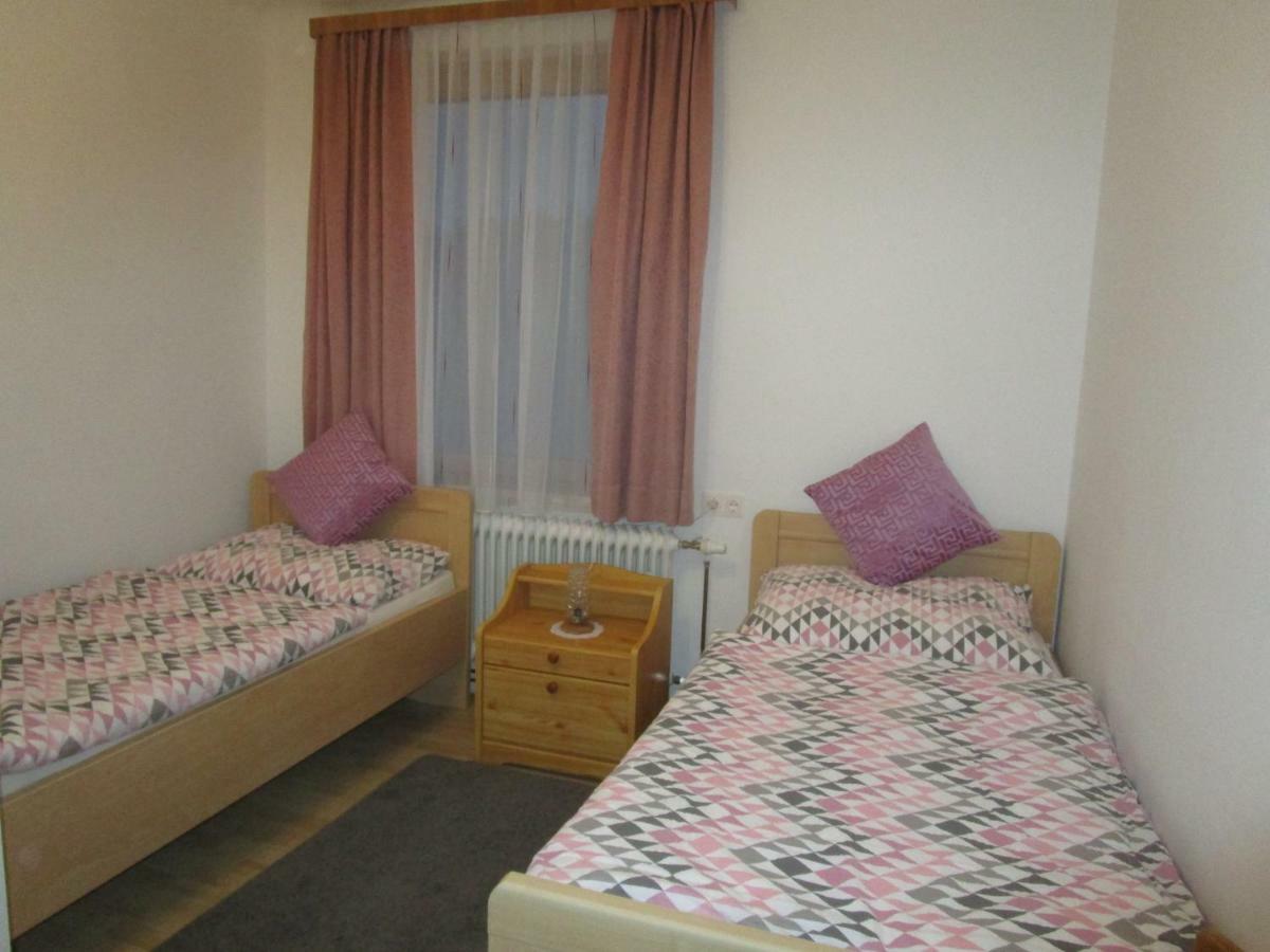 Hotel Dorfwirtshaus Rauch Eschabruck Esterno foto