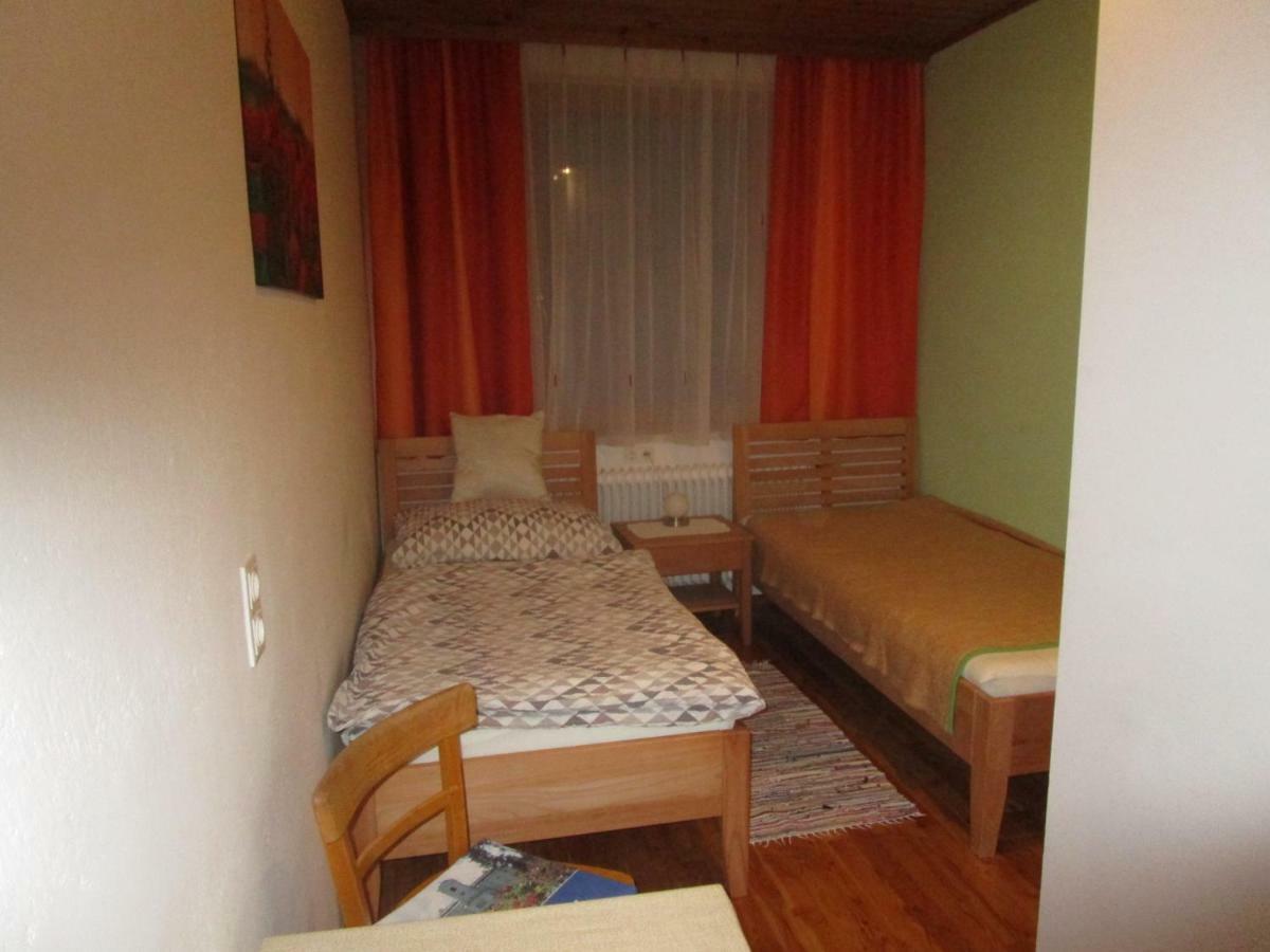 Hotel Dorfwirtshaus Rauch Eschabruck Esterno foto